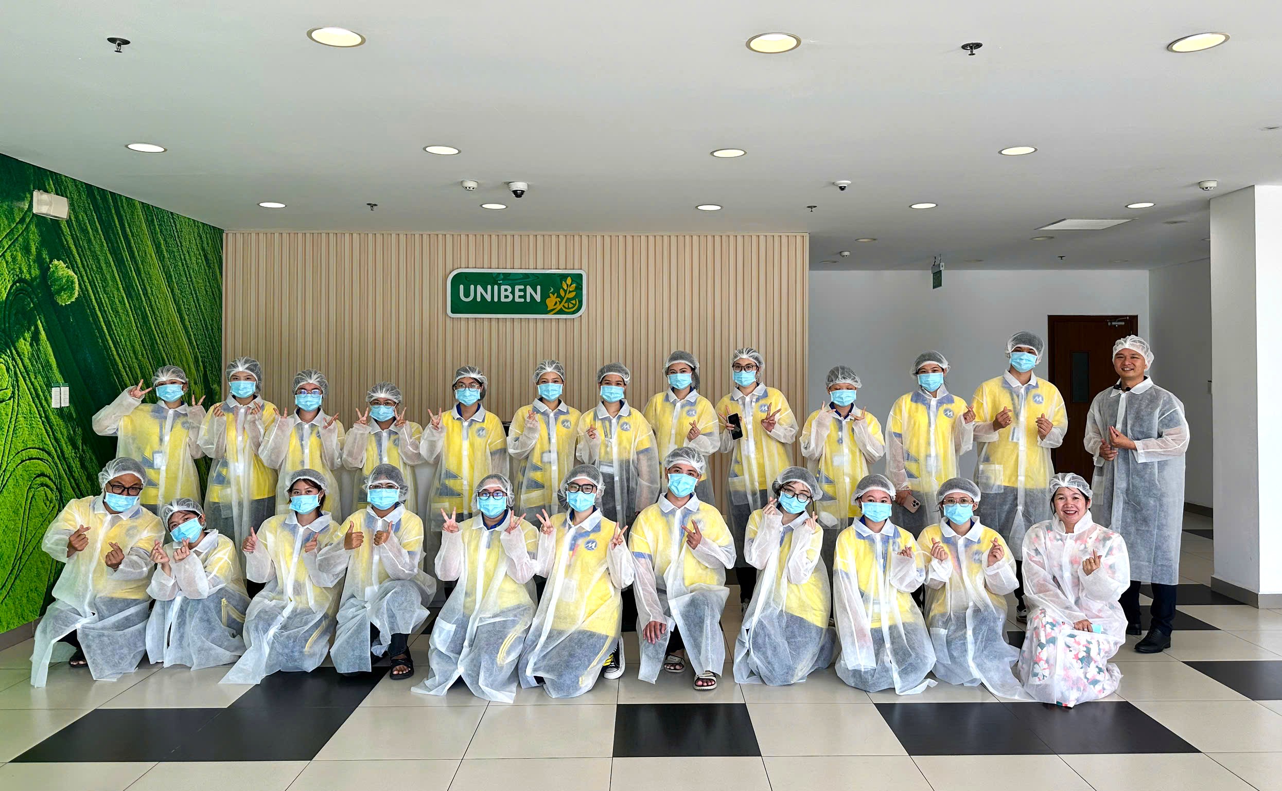 Gen Z bất ngờ khi mục sở thị nhà máy sản xuất Trà mật ong BONCHA